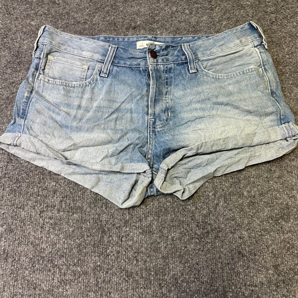 Hollister Denim Shorts Womens Size 7 Light Wash Blue Cotton Cuffed Low Rise Slim